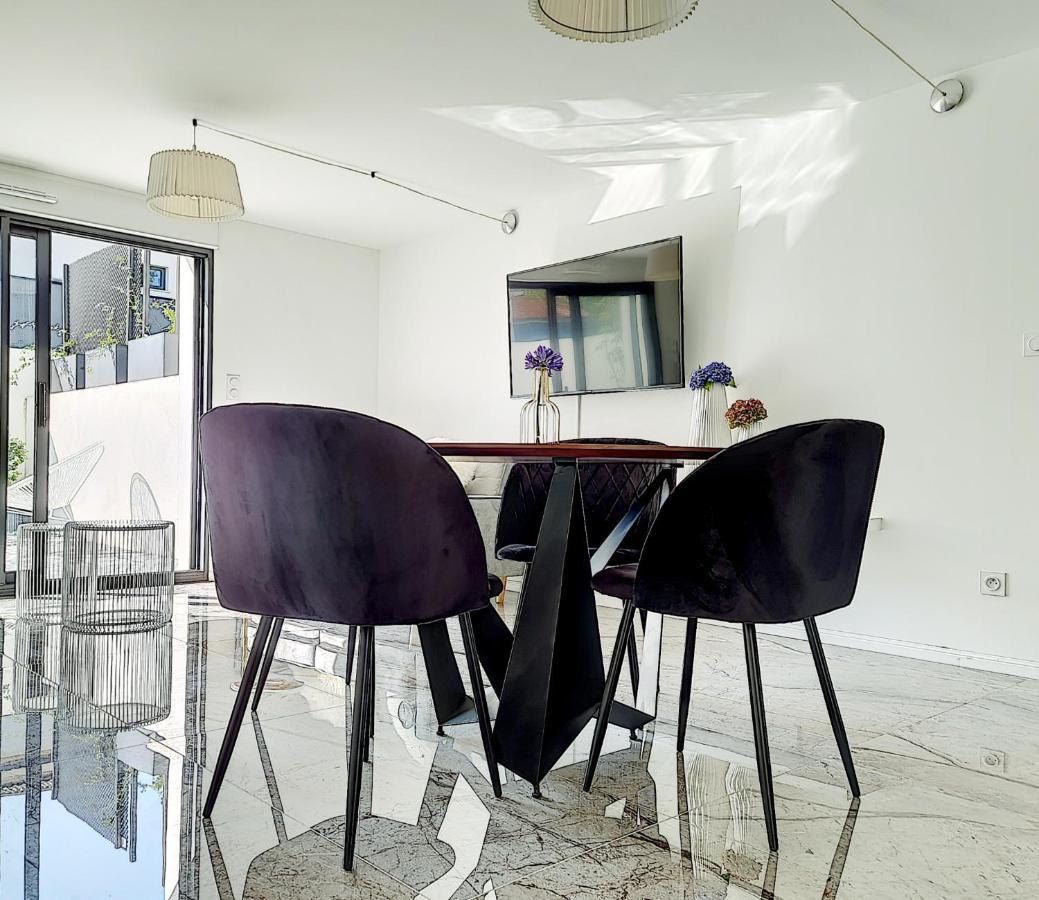 Apartamento Moyi Basse-Goulaine Exterior foto