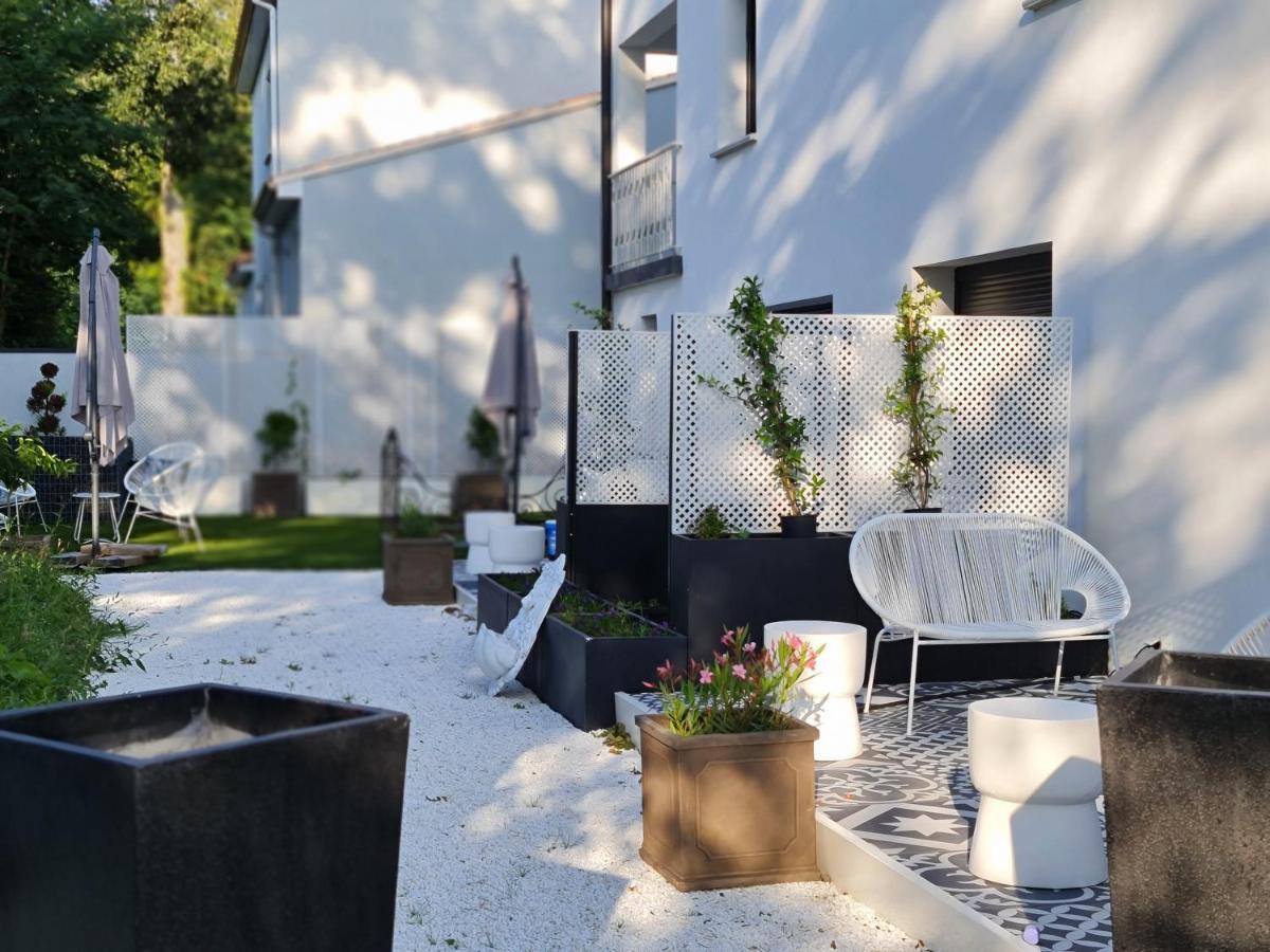 Apartamento Moyi Basse-Goulaine Exterior foto